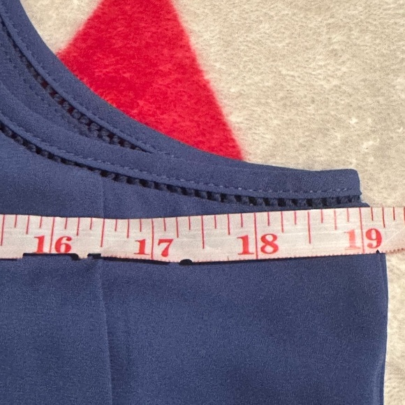 NWOT White House Black Market Women's Ladder Trim Top High Low Lightweight - Picture 8 of 11